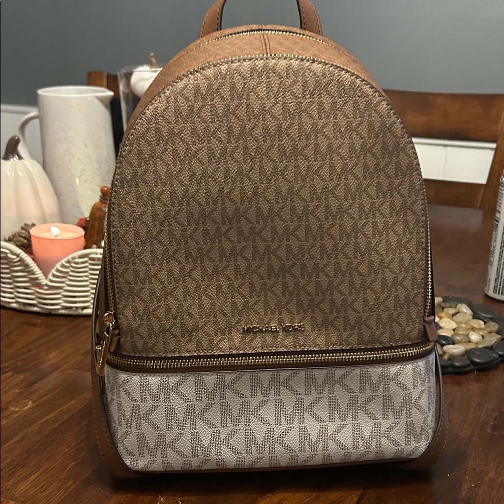 Michael Kors Signature Brown And Cream Backpack